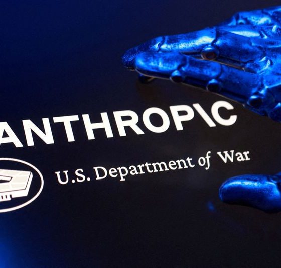 Britain woos expansion effort by Anthropic after US defence clash, FT says