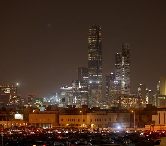 Saudi Arabia’s non-oil business activity shrinks in March amid conflict, PMI shows