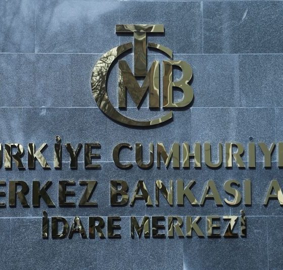 Turkish policymakers defend steps; investors see rate hike possible