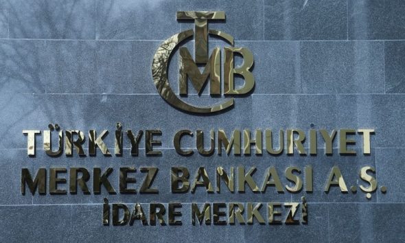 Turkish policymakers defend steps; investors see rate hike possible