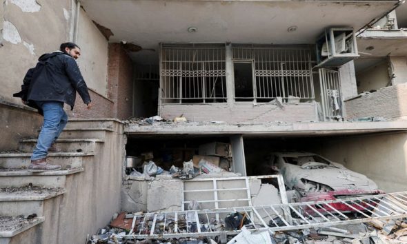 Trump says deal with Iran possible by Monday, Fox News reports