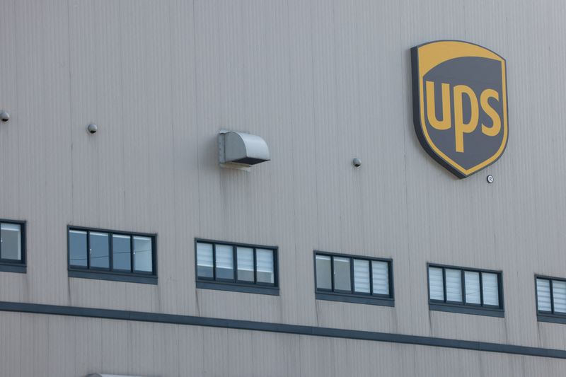 UPS, Teamsters reach settlement that caps driver severance offers