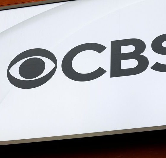 CBS to sell late-night hours to Byron Allen as Colbert show ends