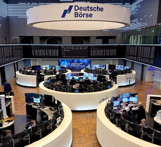 European shares pause after rally as US-Iran truce shows signs of strain