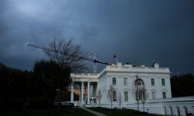 White House warned staff not to place market bets amid Iran war, WSJ reports