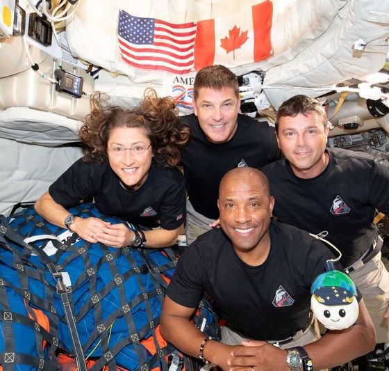 Artemis II astronauts hurtle home from moon toward splashdown