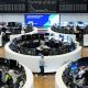 STOXX 600 gains for a third week with focus on Middle East peace talks