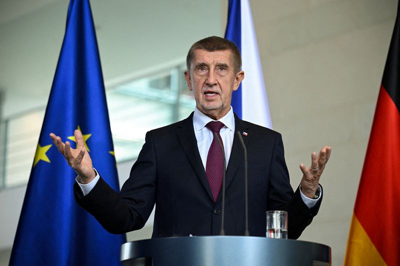 Czech Prime Minister Babis backs Hungary’s Orban ahead of vote