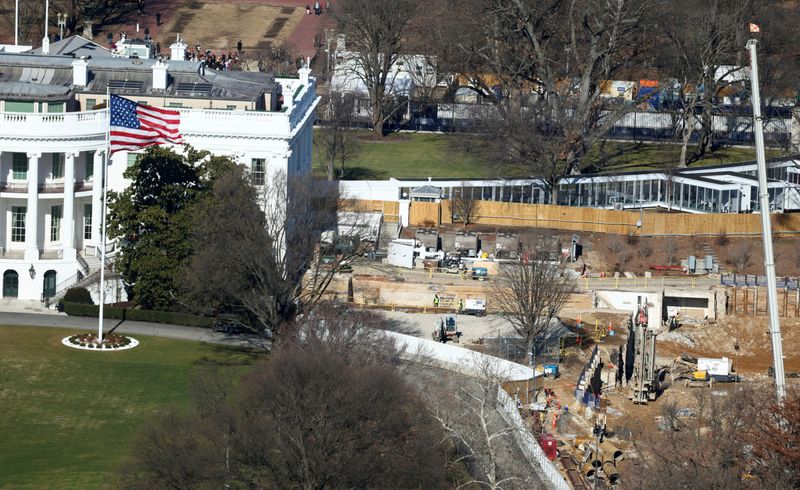 Court allows White House ballroom construction to continue for now