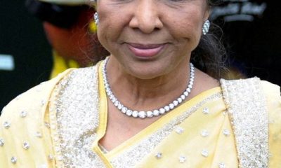 Iconic Indian singer Asha Bhosle dies in Mumbai