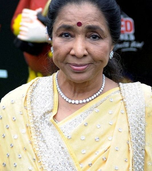 Iconic Indian singer Asha Bhosle dies in Mumbai