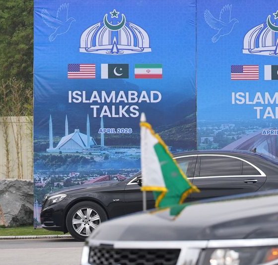 US, Iranian teams could return to Islamabad for peace talks this week, five sources say