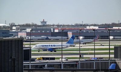 Analysis-United’s chief takes fight with American to White House with merger pitch
