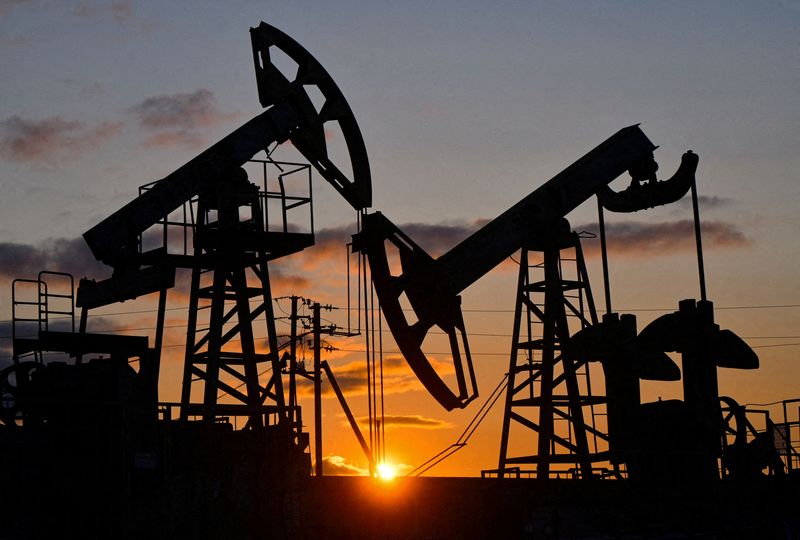 US renews Russian oil waiver after pressure from countries dealing with Iran war price shocks