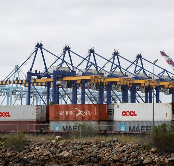 Tariff refund system launches as thousands of companies file claims