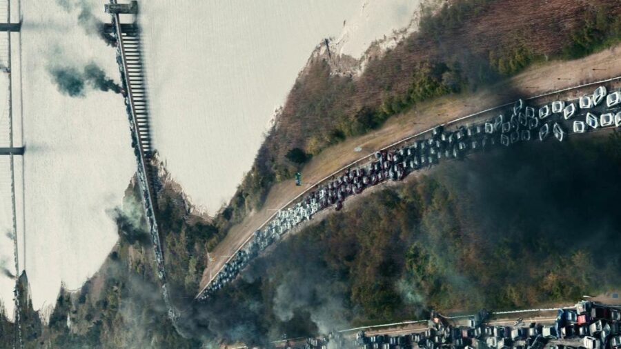 Netflix Original Apocalyptic Thriller Takes Down Our Technological Dependence 