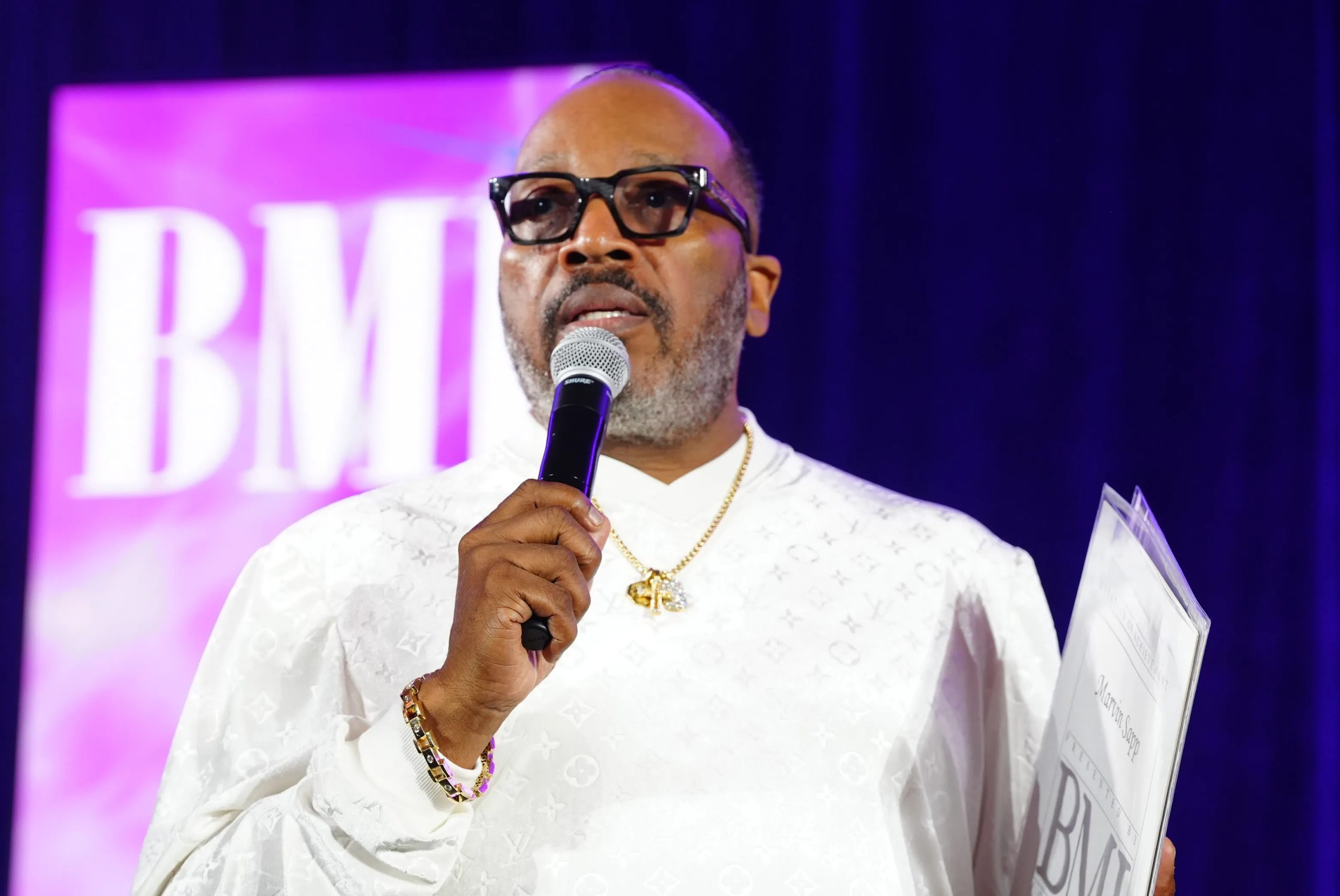 Oop! Marvin Sapp's Wife Says The Church Did Not Fund Their Lavish Wedding Or Her Helicopter Arrival La'Boris Cole