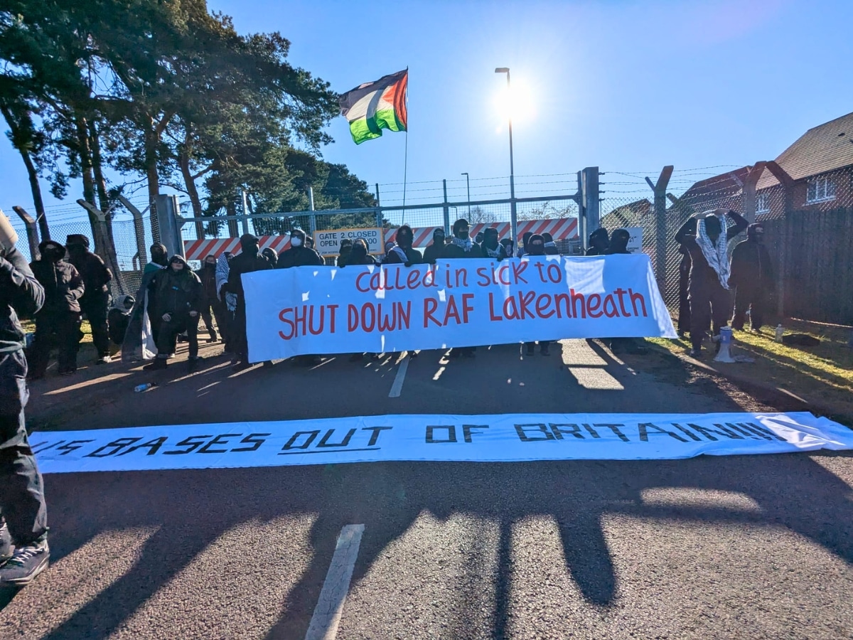 RAF Lakenheath shut down by protesters: as it happened