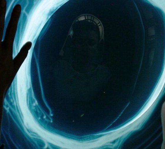 Netflix's Tense Sci-Fi Survival Thriller Is So Perfect, It Leaves You Gasping For Breath