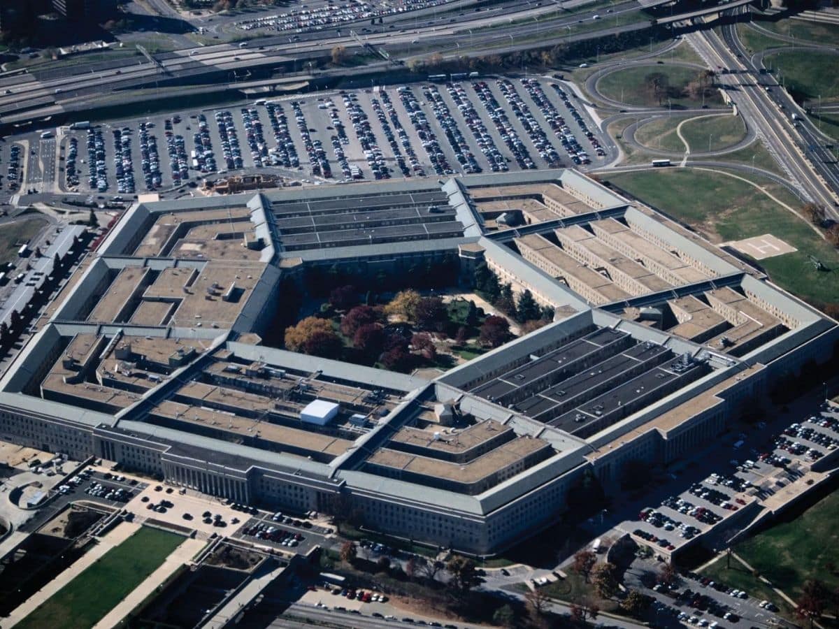 Pentagon denies wrongdoing for AI manager's return on investment