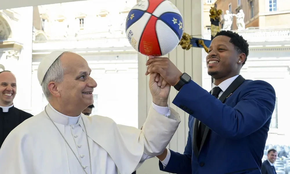 Pope Leo XIV Welcomes Harlem Globetrotters to the Vatican Spins Basketball on His Finger