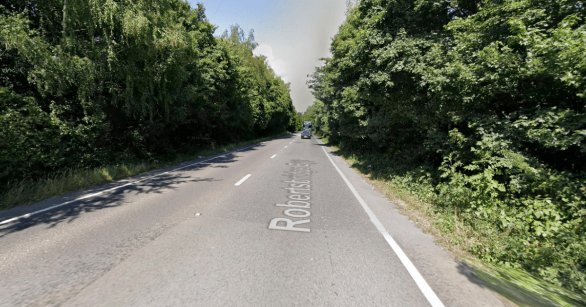 BMW driver, 23, dies after Sussex police chase ends in four-car crash | News UK