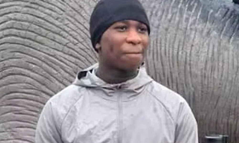 Two teenagers arrested after 14-year-old boy shot dead in south London | News UK