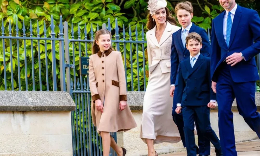 William and Kate join royal family Easter service for first time in three years | News UK