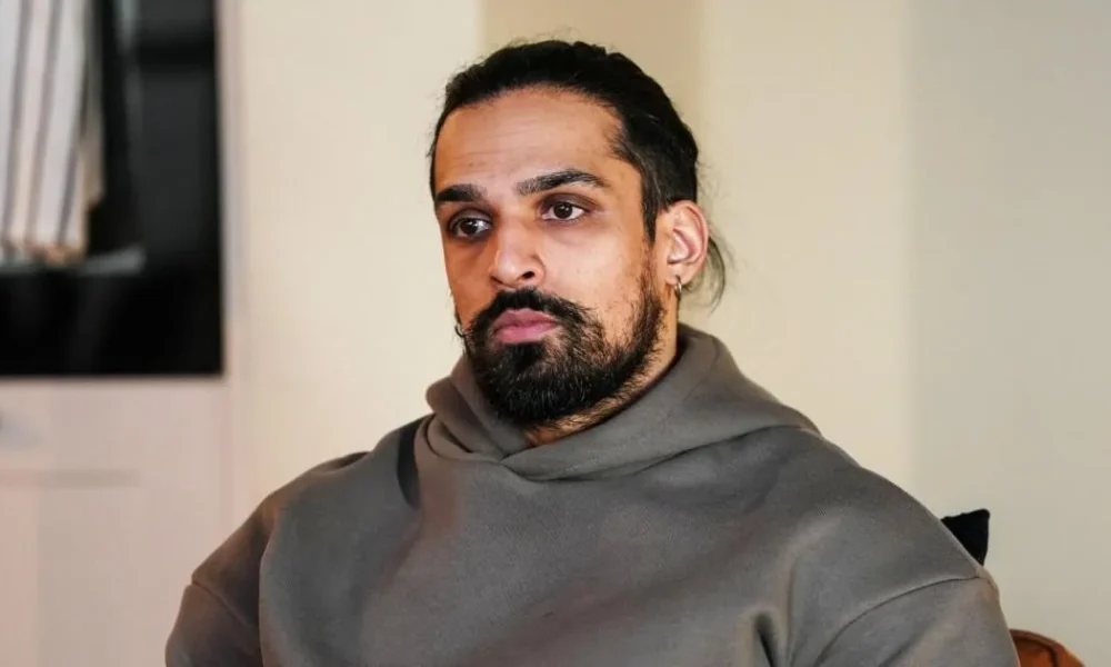 EastEnders fans 'actually cried' as they heap praise on powerful episode | Soaps