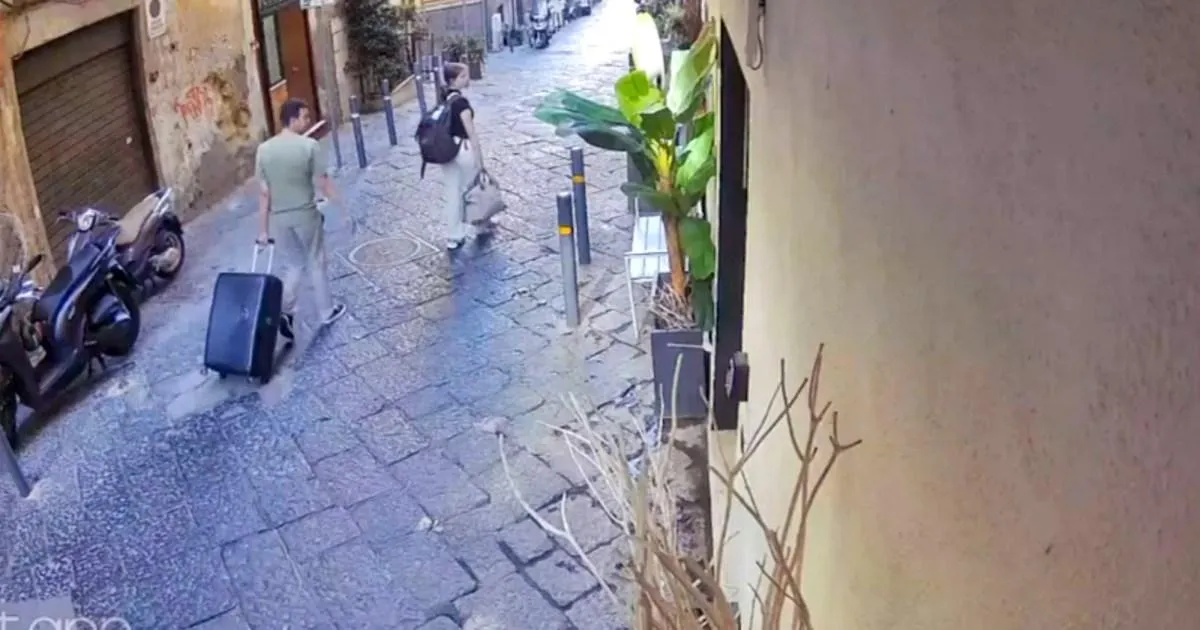 Tourist killed after being struck by ornament thrown from balcony | News World