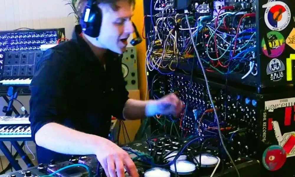 Petition demands the UK Eurovision contestant drops out