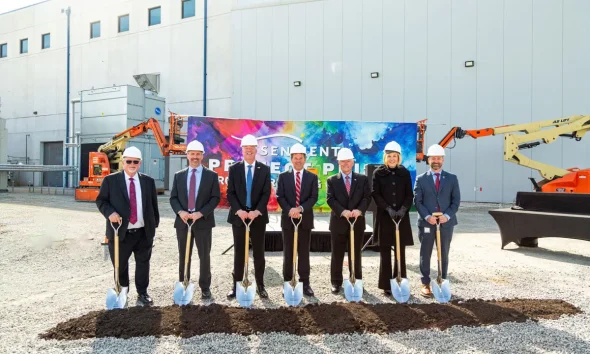 Sensient scaling perceived-as-natural color production