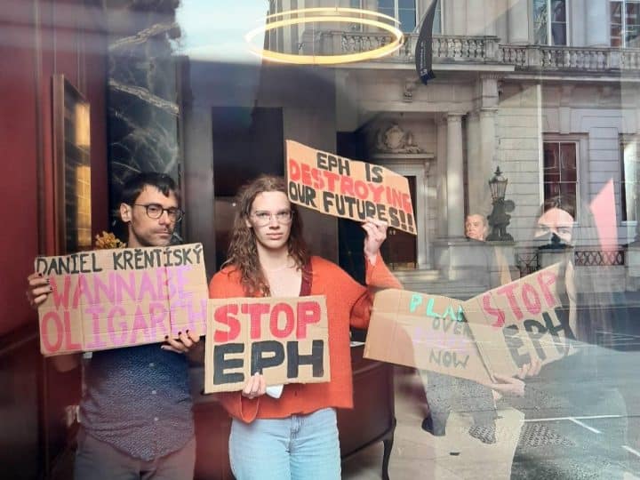 Stop EPH campaigners in the lobby of Byron House, HQ of EPUKI