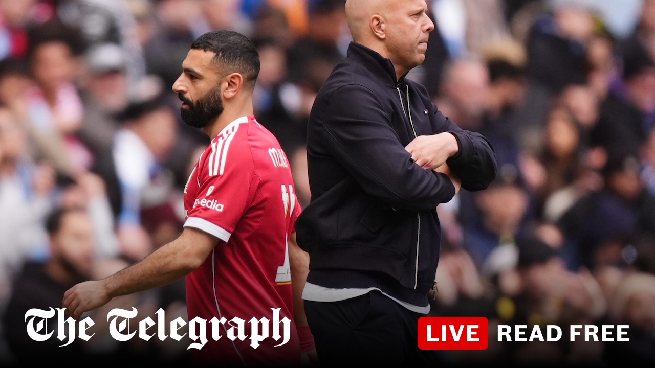 Arne Slot will struggle to win back fans calling for Xabi Alonso