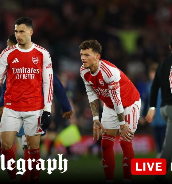 Arsenal must wake up or there will be nothing to celebrate this season