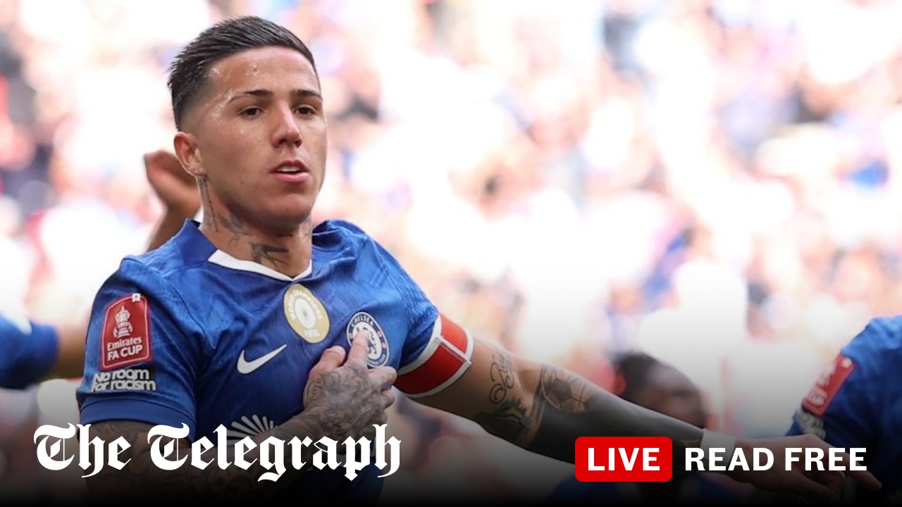 Players get their way with Rosenior sacking... and finally show some fight