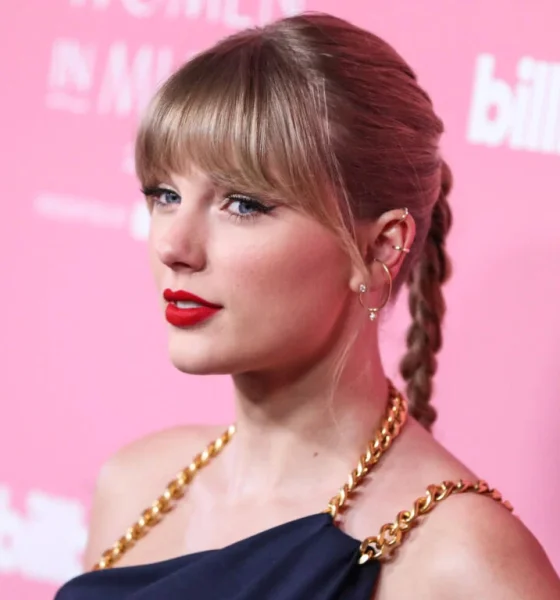 Taylor Swift at the 2019 Billboard Women In Music Presented By YouTube Music