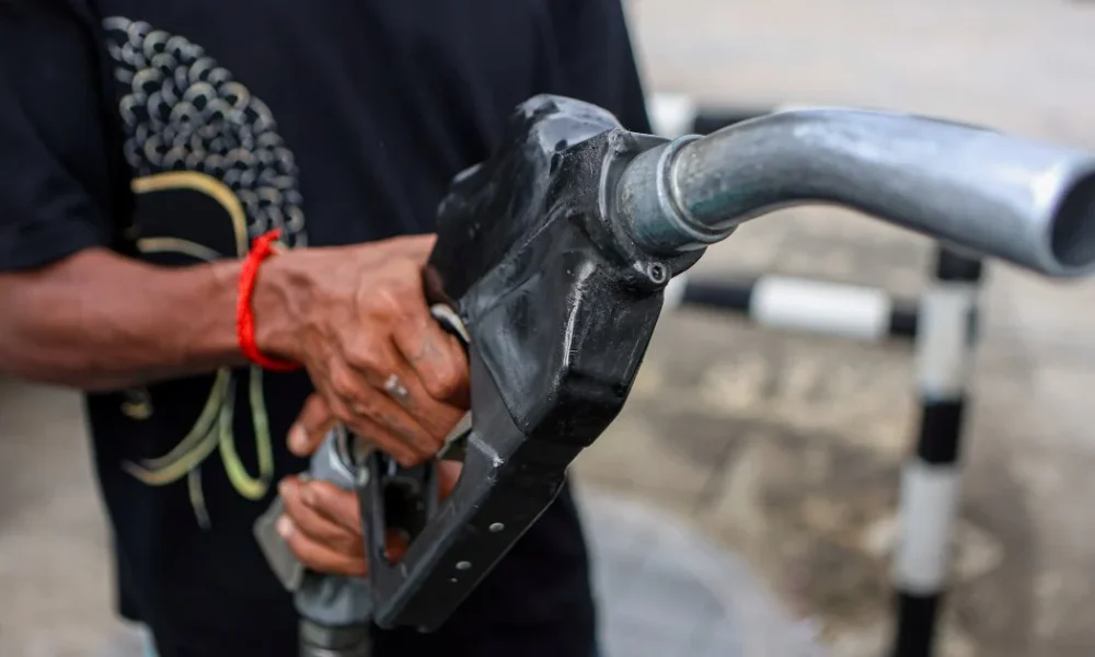 Thailand Confiscates 100,000 Litres of Diesel Linked to Malaysian Firm in Sadao