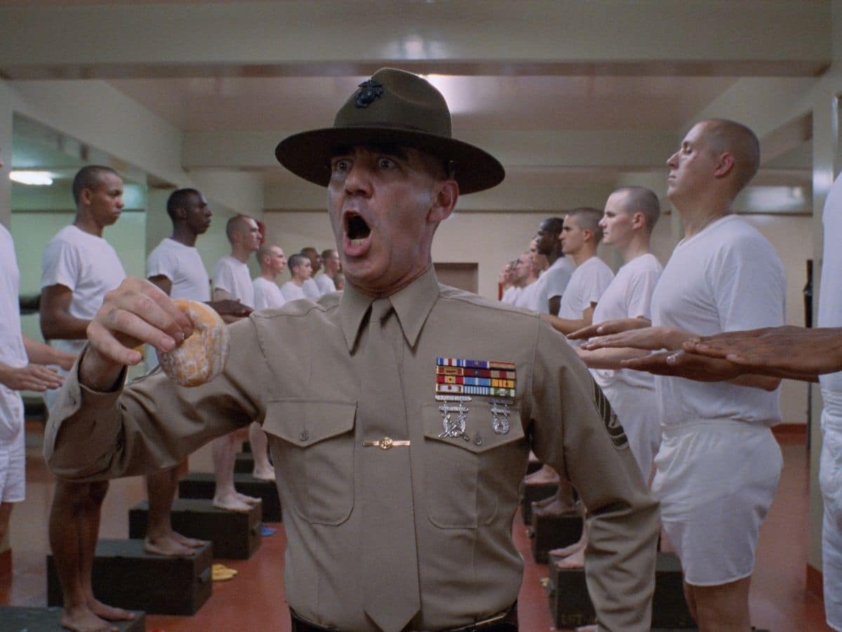 US brings back mandatory military draft registration