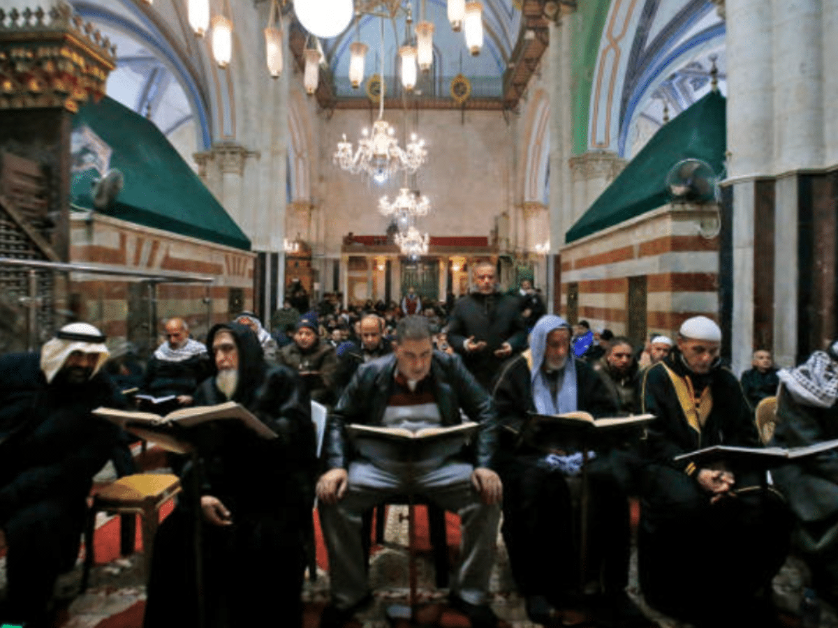 Israel further tightens restrictions on West Bank mosque