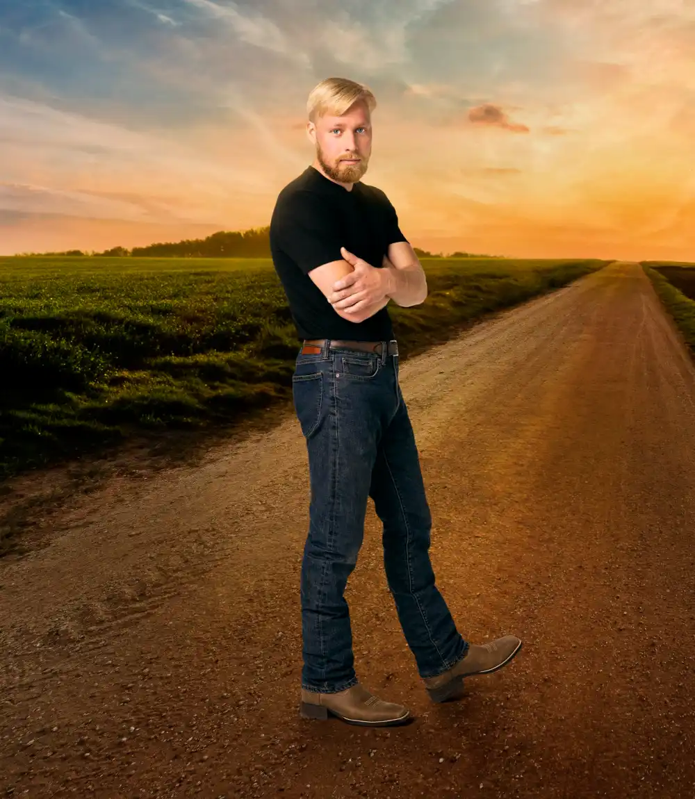 Welcome to Plathville Ethan Gets Icy Reception From Ex Teegan After Surprising Her in Minnesota TLC Still