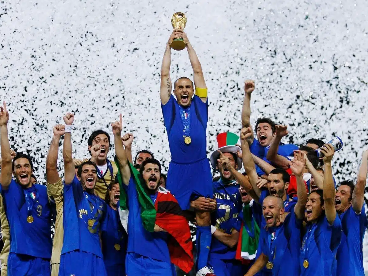 World Cup exit makes Italy enter crisis mode