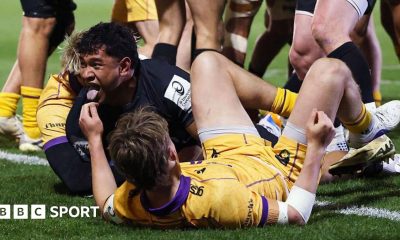 Bath replacement Kepu Tuipulotu scores one of his side's six tries