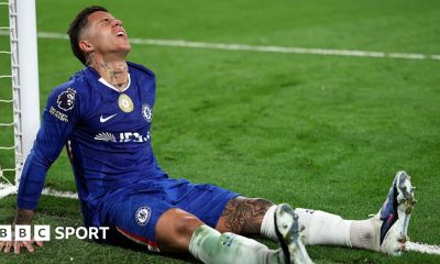 Enzo Fernandez looks to the sky in pain after a miss