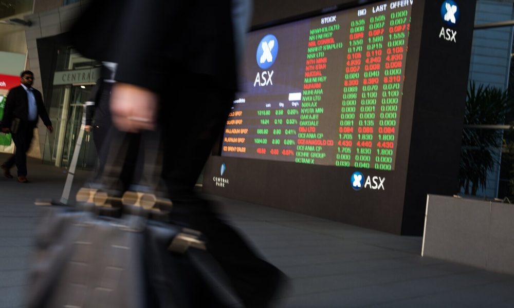 ASX dips, oil rises as conflict realities weigh heavily