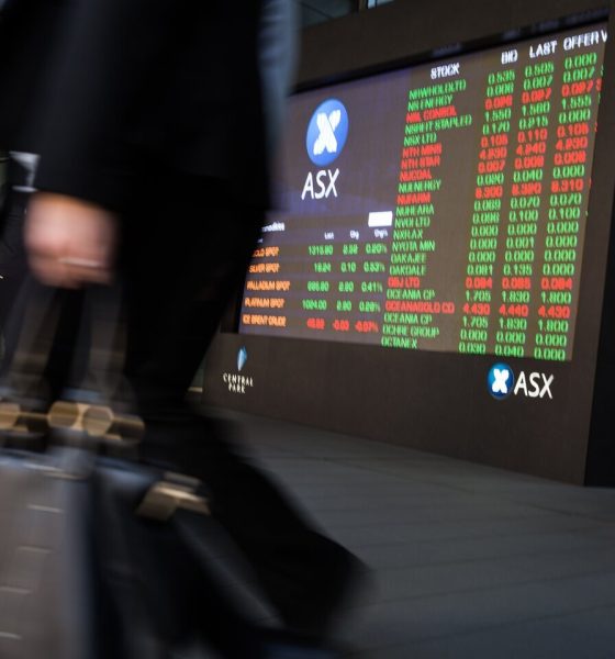ASX dips, oil rises as conflict realities weigh heavily
