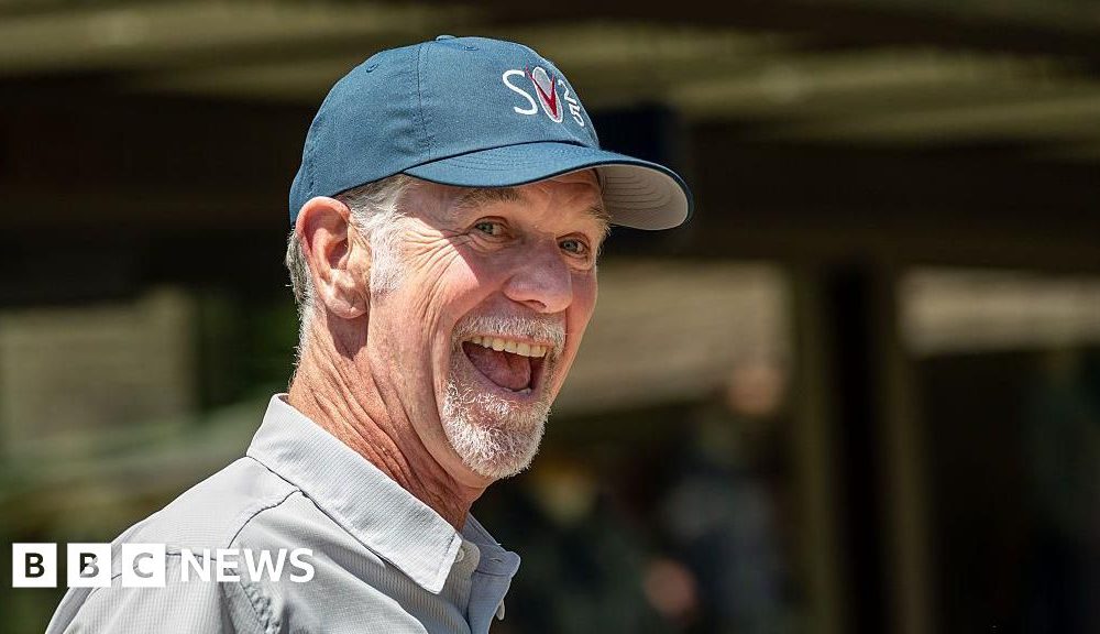 Netflix co-founder Reed Hastings to step down as chairman