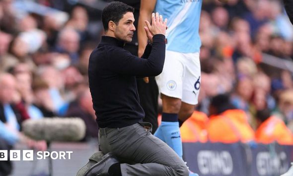 Mikel Arteta on touchline