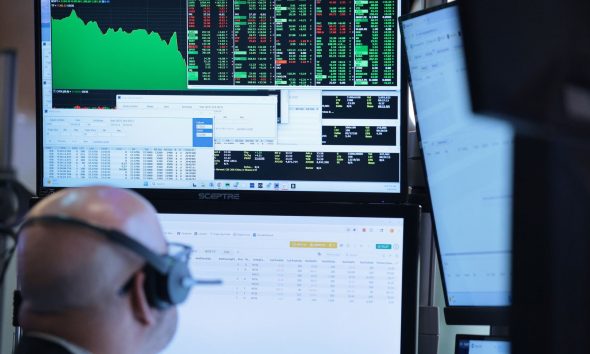 Circle (CRCL) and Bullish (BLSH) fail to participate in Thursday rally