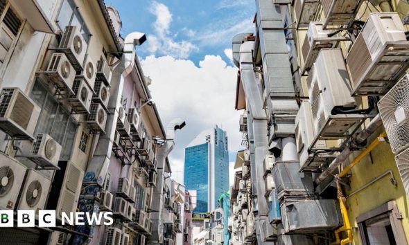 Hot in the city: Energy crisis tests Singapore's air-con addiction